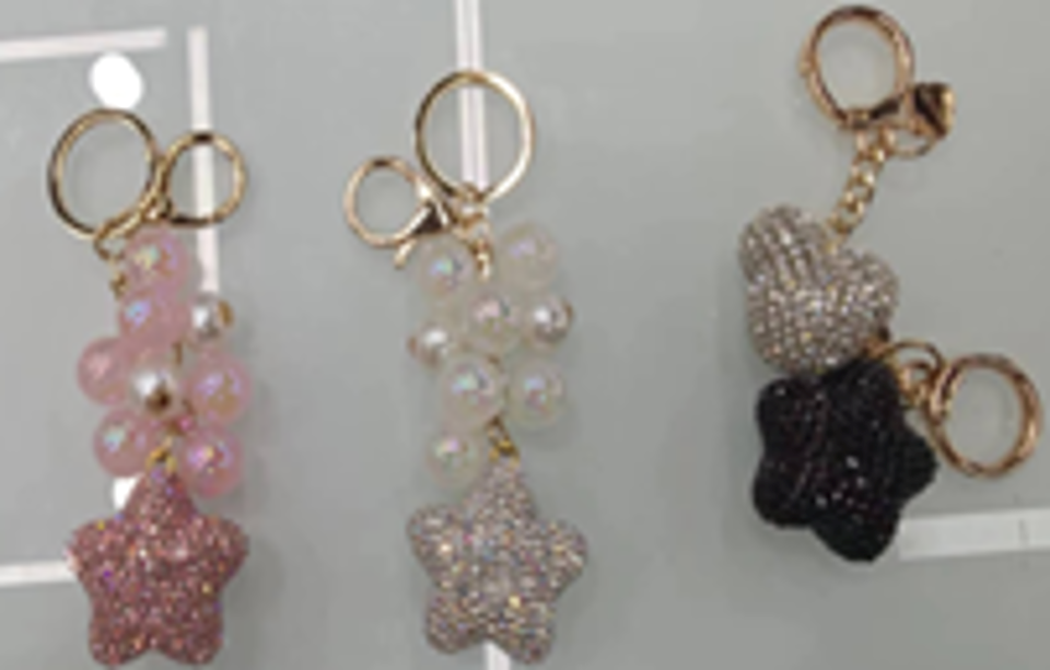 Handmade Heart Pattern(Rhinestone) Keychain-IVKC2304AST